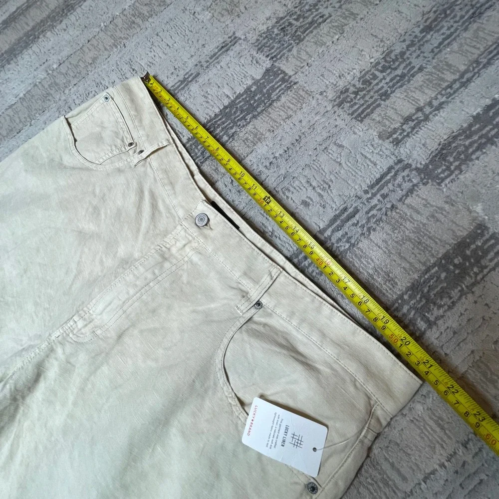 NEW Lucky Brand Beige Shorts 9